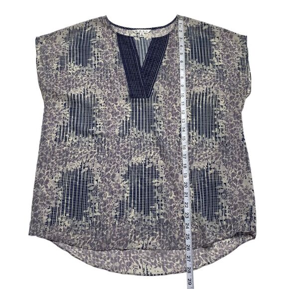 CAbi Sheer Floral Print Stitch Placket Blouse Sz M - Picture 6 of 10